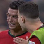 Momen Cristiano Ronaldo Menangis Tersedu-sedu Usai Gagal Penalti hingga Harus Ditenangi Rekan Setim di Laga Portugal vs Slovenia di Euro 2024